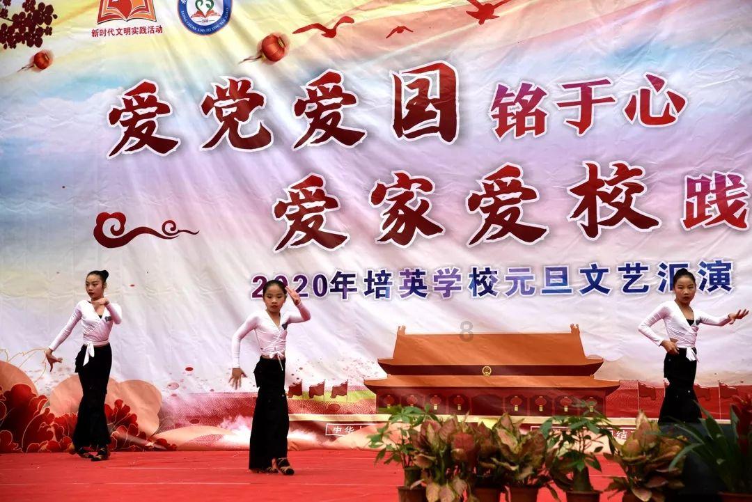起重机卡车找不同